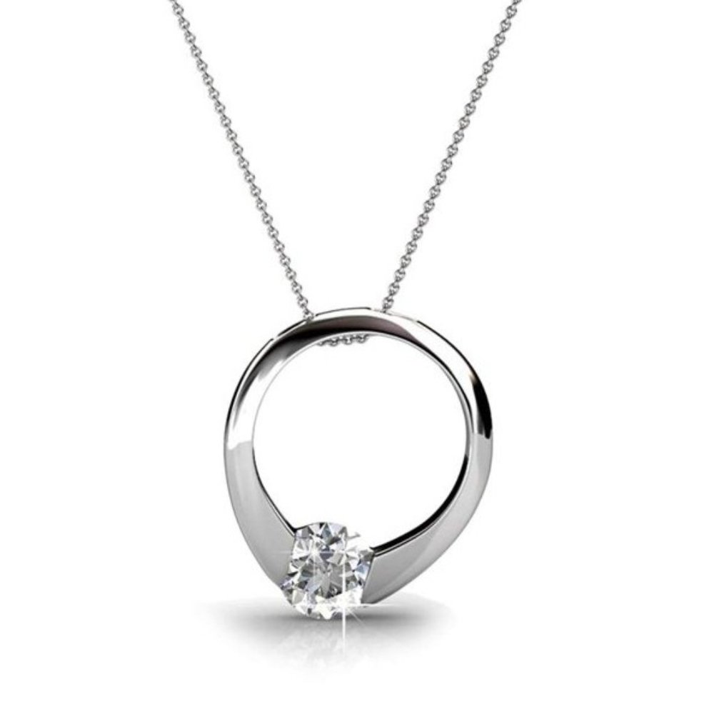NWT Cate & Chloe Dahlia 18k White Gold Plated Pendant Necklace with Swarovski